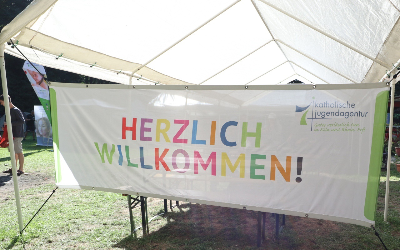 Banner-Herzlich-Willkommen_OKJA_Action-Camp_2019_IMG_1266 (c) KJA Köln
