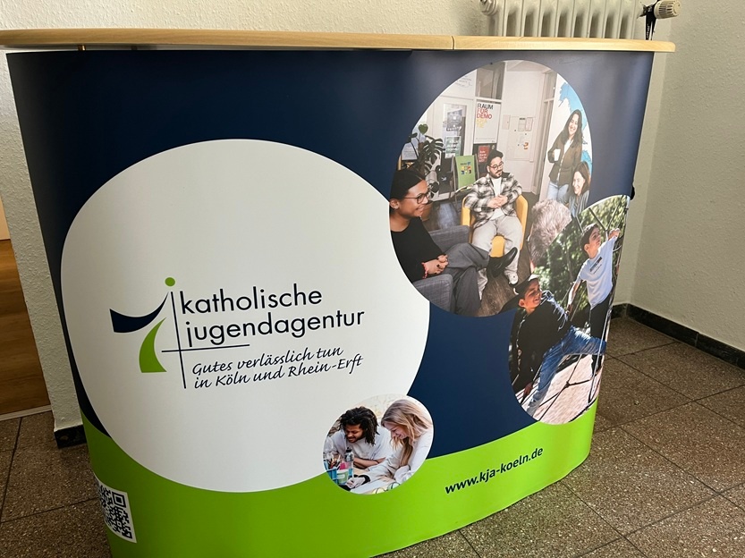KJA Köln - Messetheke Indoor (c) KJA Köln